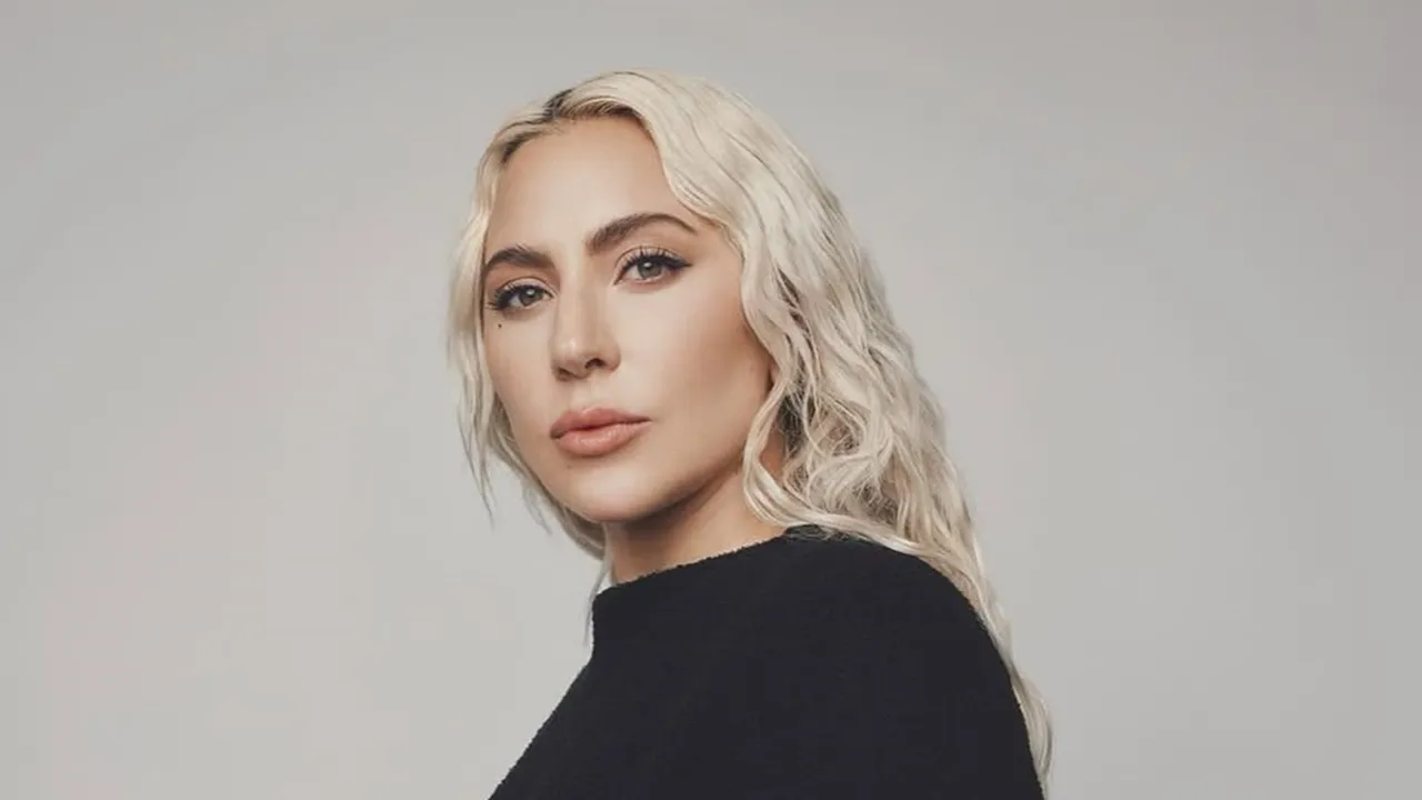 Arti dan Makna Lagu Lady Gaga - Paparazzi, Obsesi Terhadap Ketenaran