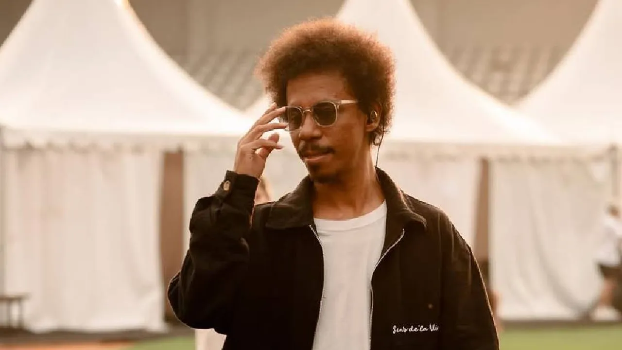 Arti dan Makna Lagu Lesung Pipi Raim Laode, Penerimaan Cinta Apa Adanya