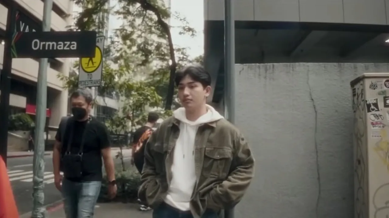 Arti dan Makna Lagu Mhir - Someone I'll Wait, Cinta Mendalam dan Kesetiaan