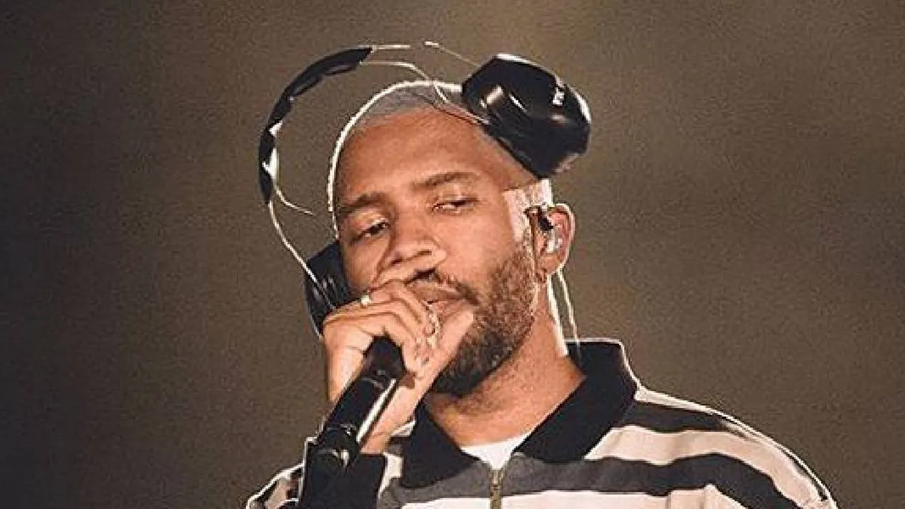 Arti dan Makna Lagu Pink + White – Frank Ocean, Refleksi Kenangan Dari Masa Muda