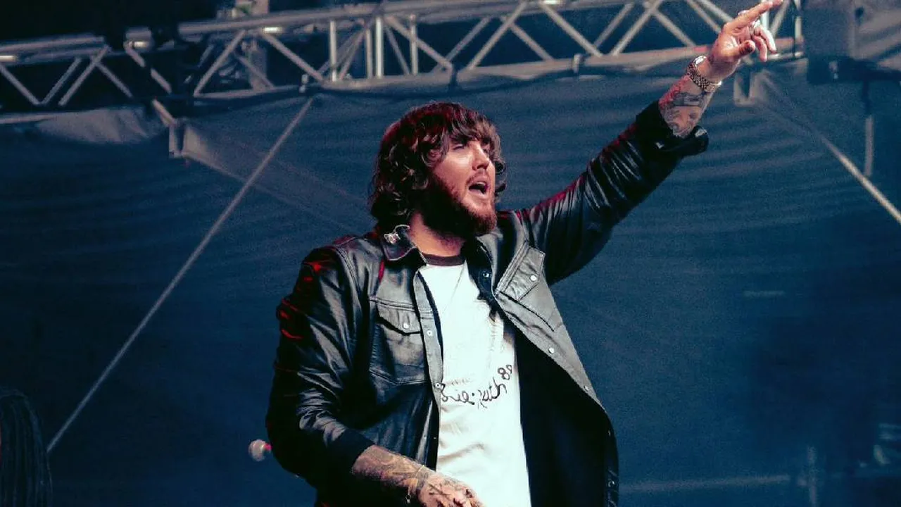 Arti dan Makna Lagu Train Wreck James Arthur, Menyelami Kepahitan Dari Masa Kelam