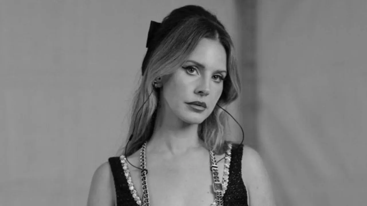 Arti dan Makna Lagu Young And Beautiful - Lana Del Rey, Rasa Takut Akan Kehilangan Cinta