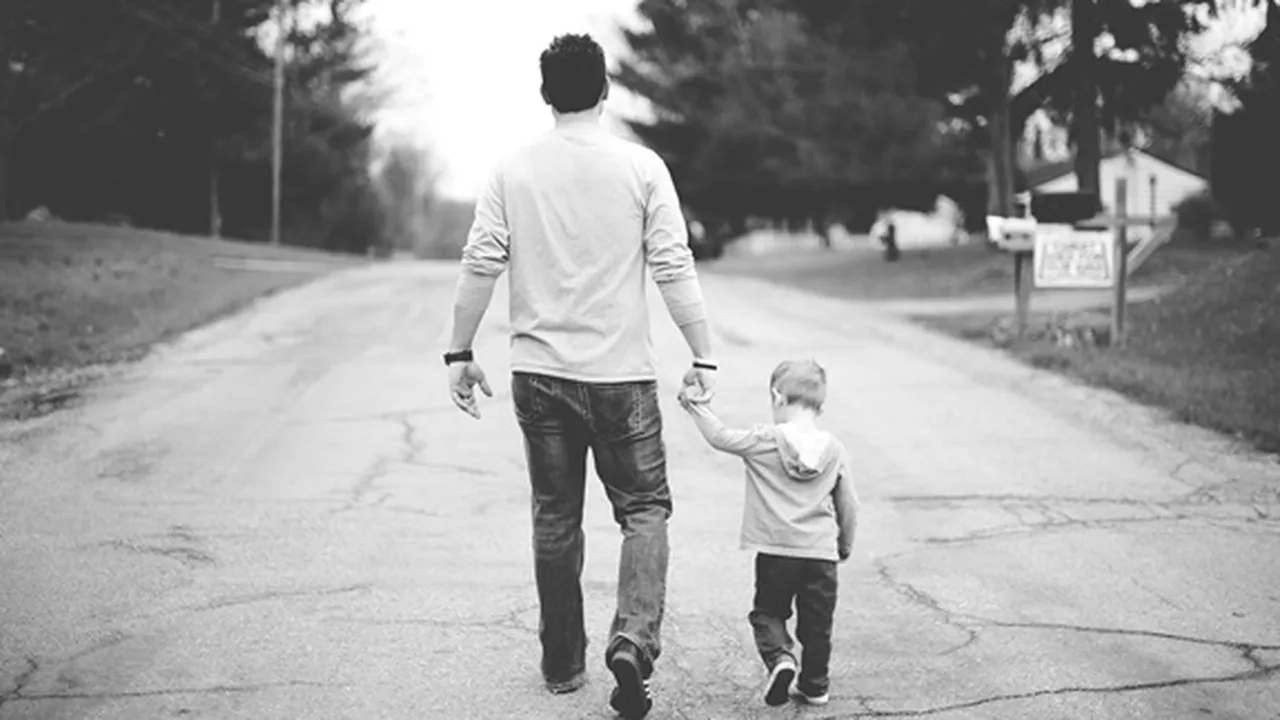 14 Arti Mimpi Ayah Meninggal Dunia dan Maknanya, Benarkah Pertanda Buruk?