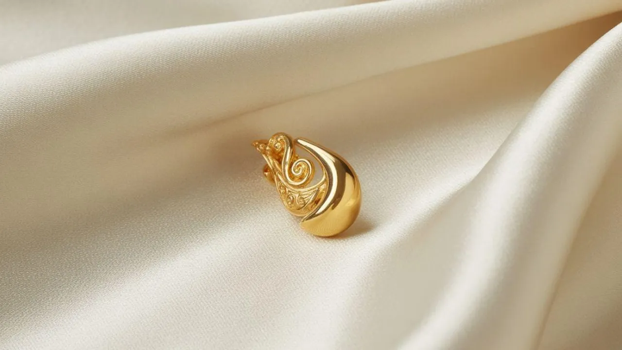 Arti Mimpi Dapat Anting Emas Sebelah: Makna dan Tafsir Lengkap