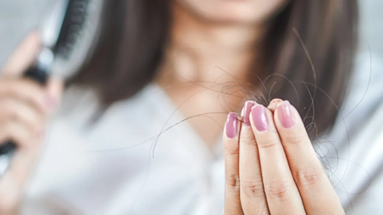 Perlu Diwaspadai, Ini 7 Arti Mimpi Rambut Rontok Menurut Primbon Jawa yang Bisa Jadi Pertanda Buruk