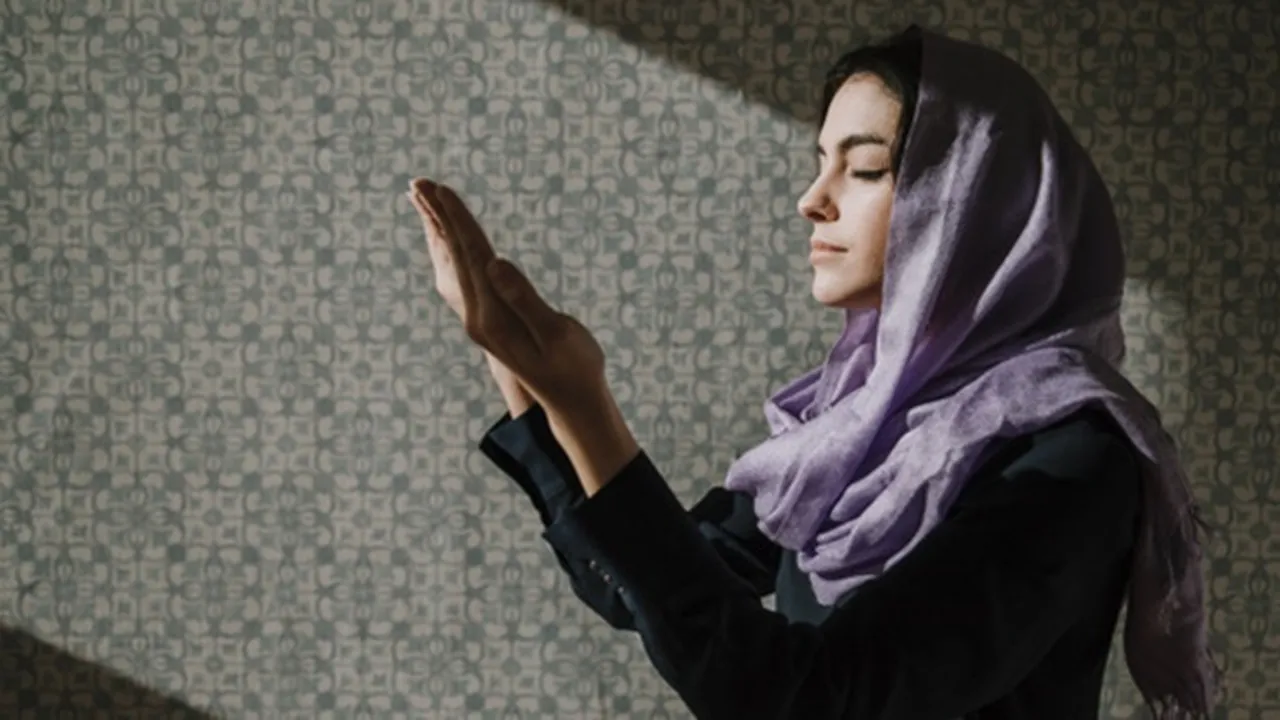 Arti Sholawat Nariyah dan Bacaannya Lengkap, Ketahui Keutamaan Mengamalkannya
