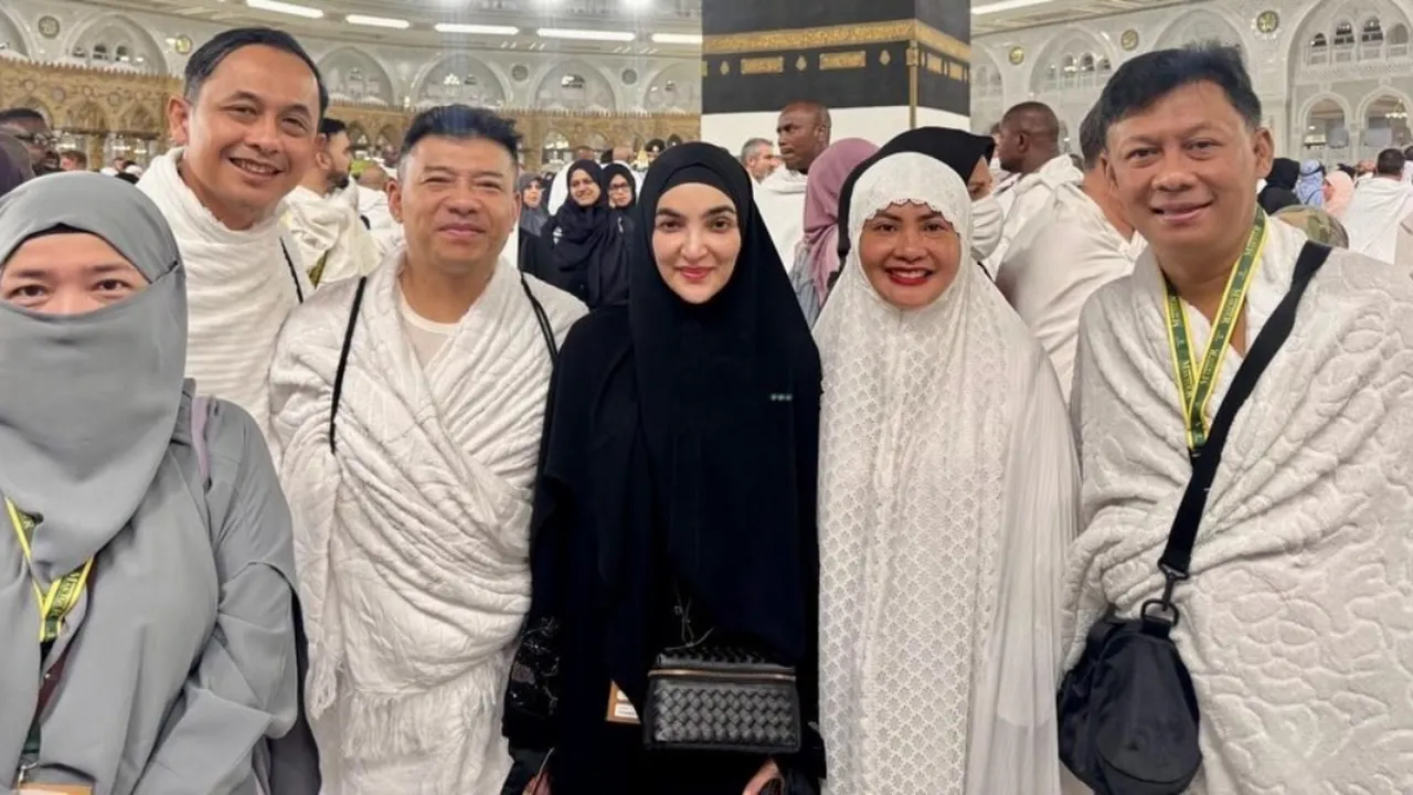 Ashanty Mantap Berhijab Usai Haji, Cerita Momen di Tanah Suci
