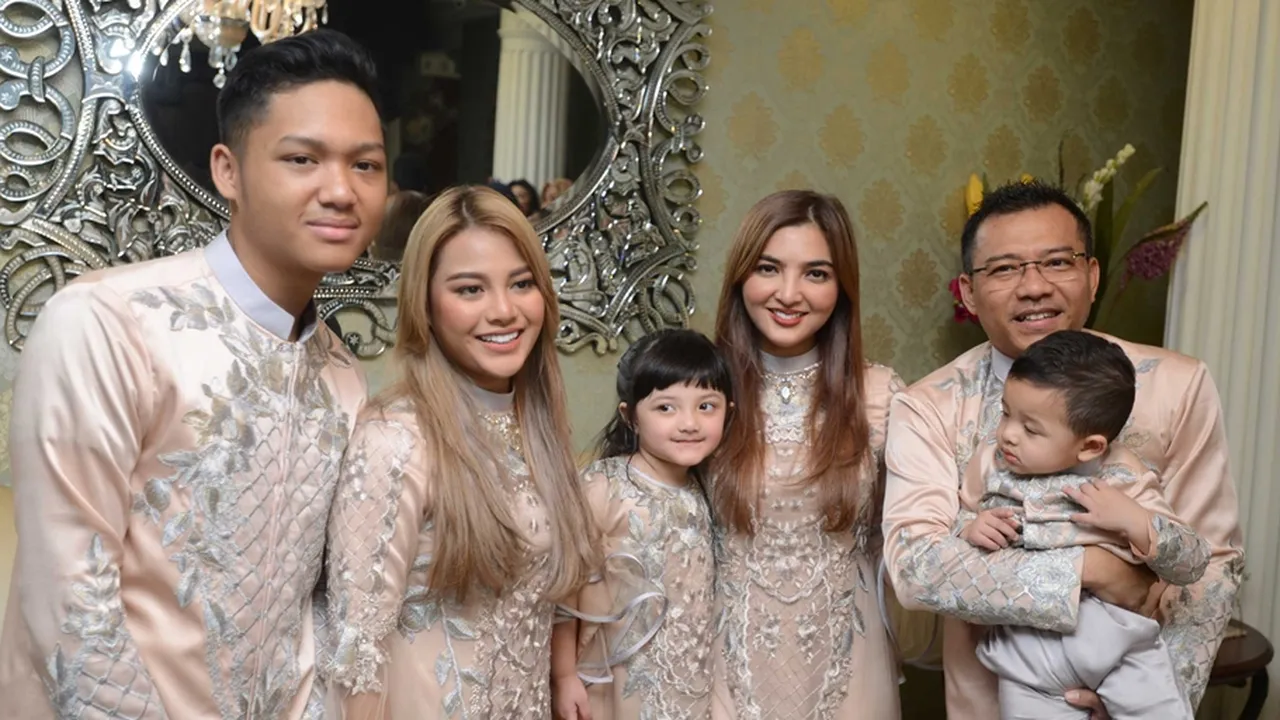 Ashanty Resah, Restorannya Didatangi Tamu Misterius
