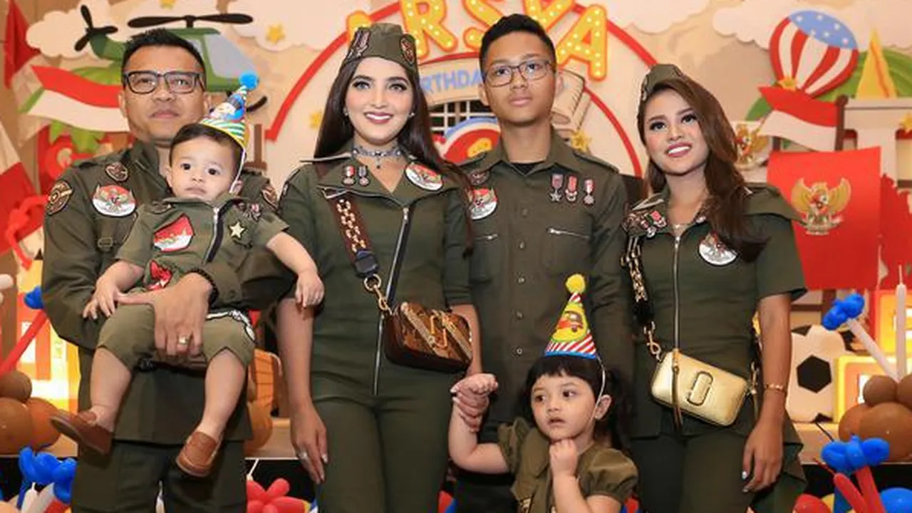 Ashanty Ultah ke-35, Aurel Hermansyah dan Azriel Persembahkan Video Super Manis