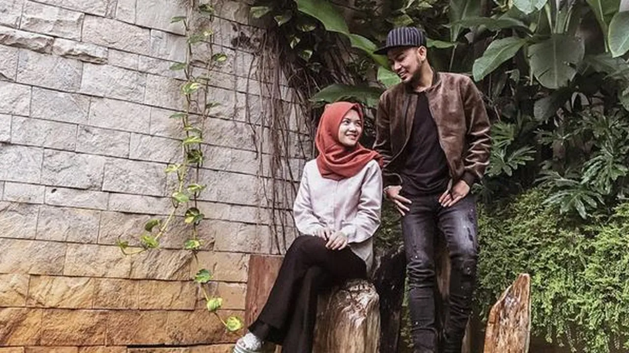 Asik Ngobrol Bareng Fikoh, Fomalhaut Zamel Berikan Uang DP Mahar?