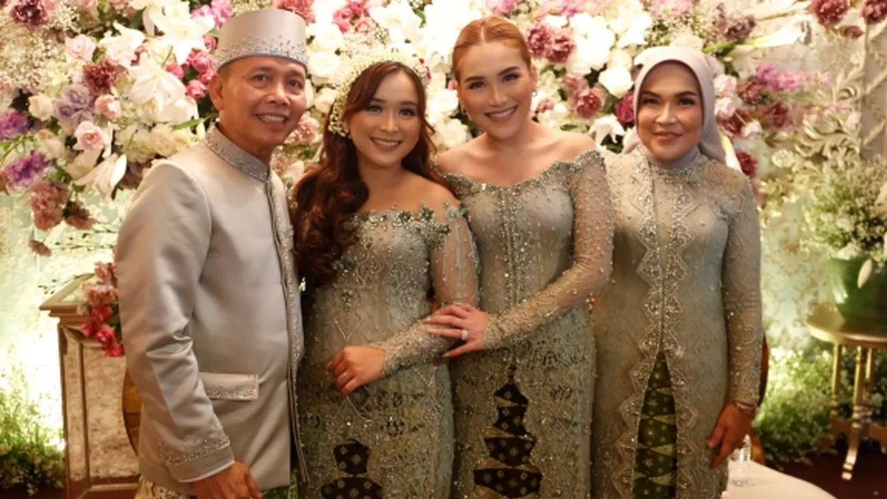 Assyifa Bakal Ikut Suami Setelah Menikah, Ayu Ting Ting Belum Siap Ditinggal Adik Tercinta