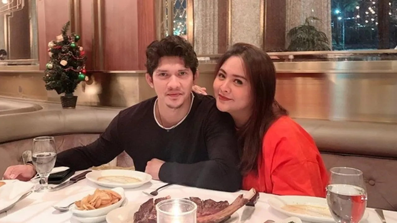 Audy Item Positif Covid-19, Setiap Hari Cuma Bisa Nangis Dengar Suara Anak dari Lantai Dua Audy Item Positif Covid-19, Setiap Hari Cuma Bisa Nangis Dengar Suara Anak dari Lantai Dua