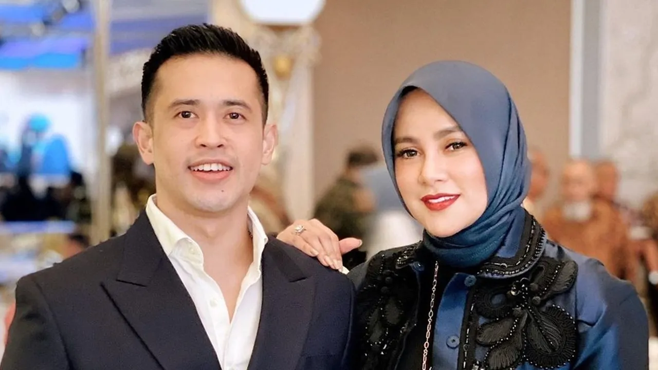 Aufar Hutapea Hadir di Pemakaman Ibu Olla Ramlan, Ingat Pesan Mendiang