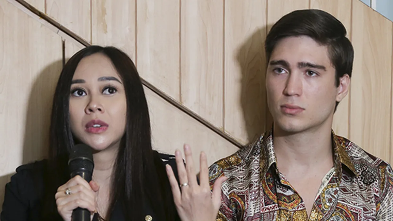 Aura Kasih Menikah dengan Eryck Amaral Setelah Beberapa Bulan Kenalan