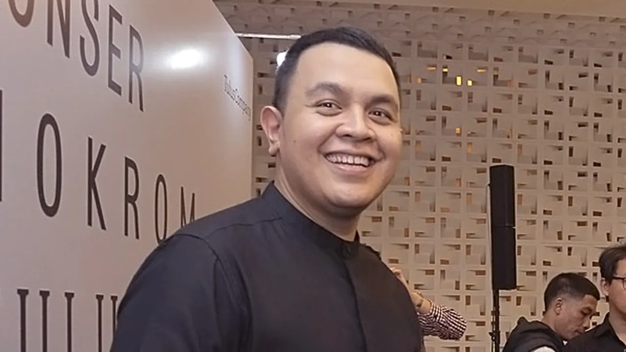 Awal Tahun, Tulus Janjikan Konser Monokrom yang Megah dan Advanced