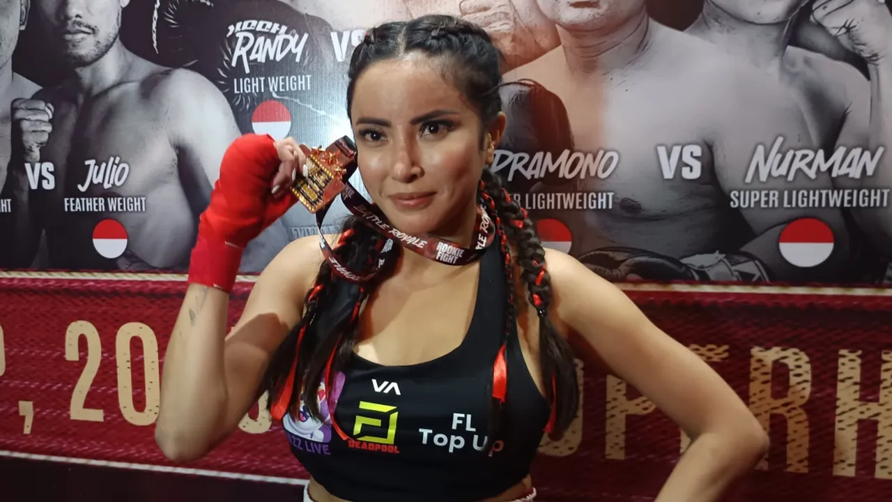 Ayu Aulia Tantang Dinar Candy Duel Ulang di Ring Tinju
