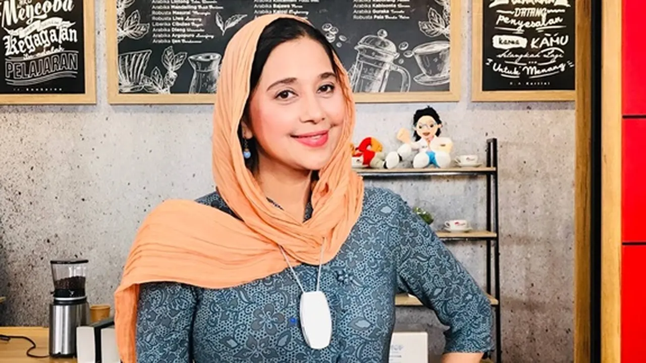 Ayu Azhari Kenalkan Kuliner Nusantara Lewat Lagu