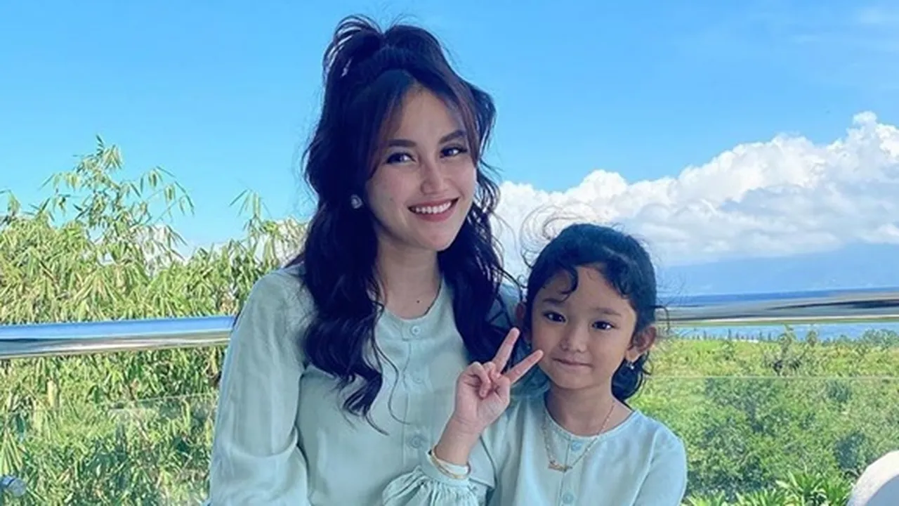 Ayu Ting Ting Dilarang Pacaran, Bilqis: Punya Adek Aja Gak Usah Punya Papa