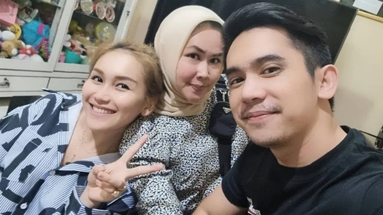 Ayu Ting-Ting Kedatangan Pemilik Wedding Organizer, Urus Rencana Pernikahan?