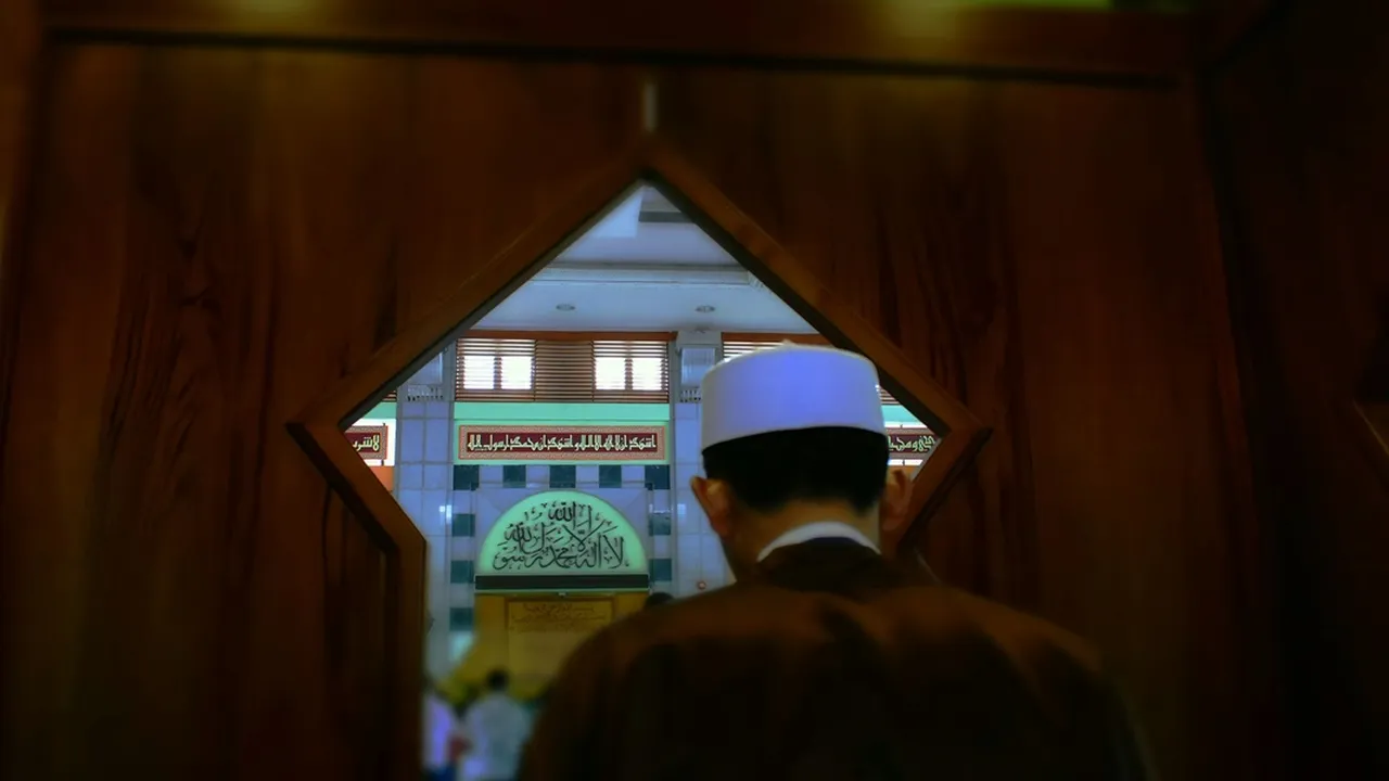 Bacaan Doa Iftitah dan Artinya, Ketahui Juga Hukum Pembacaannya dalam Berbagai Situasi