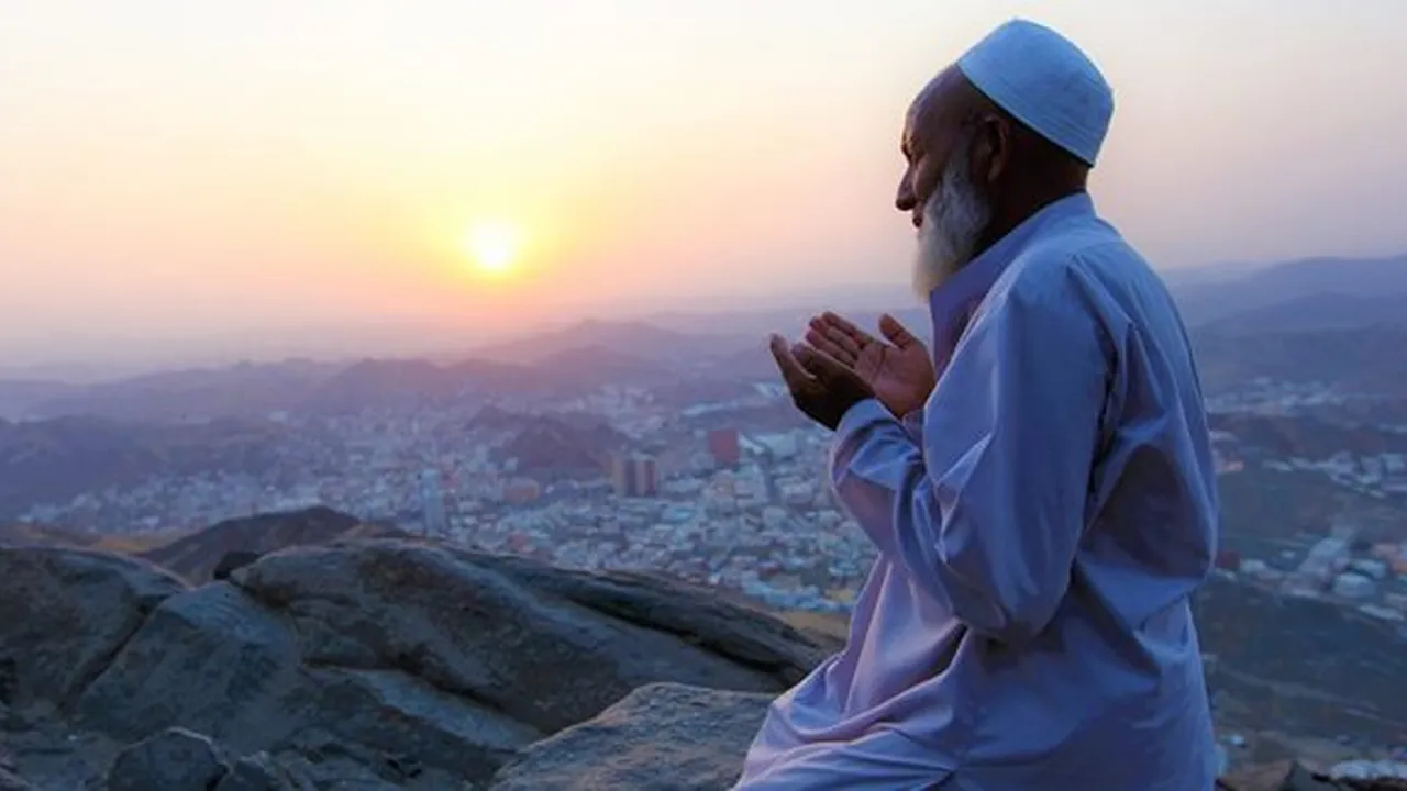 Bacaan Sholawat Nabi Beserta dengan Arti dan Keutamaan