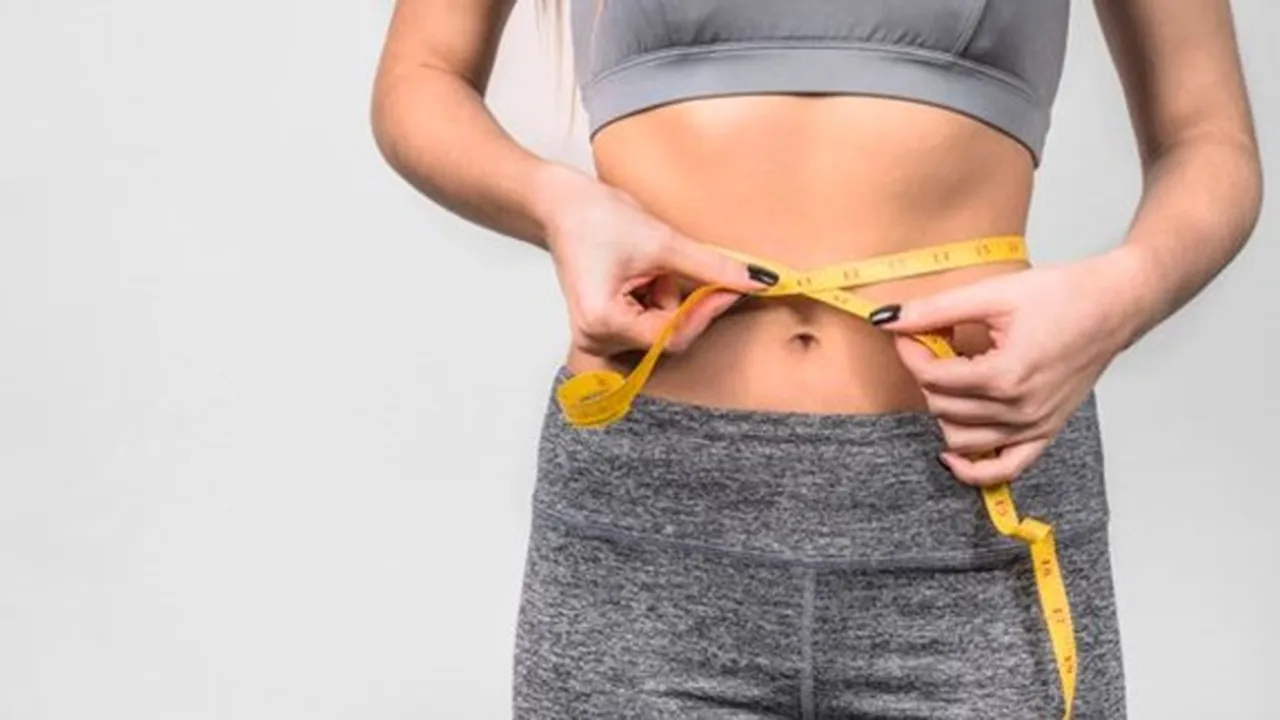 7 Cara Menambah Berat Badan Secara Alami, Ngemil Sambil Minum Susu