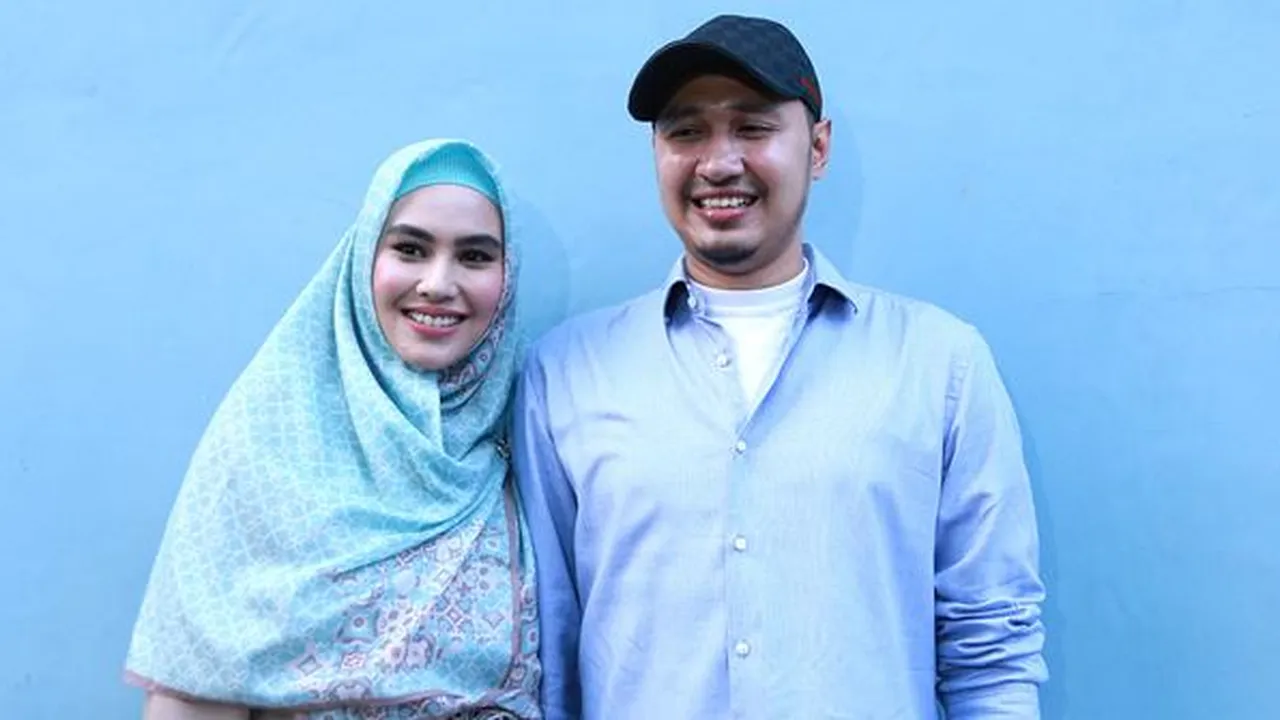 Bagikan Video USG Calon Anak Pertama, Kartika Putri Curhat Sempat Kena Cacar Bagikan Video USG Calon Anak Pertama, Kartika Putri Curhat Sempat Kena Cacar