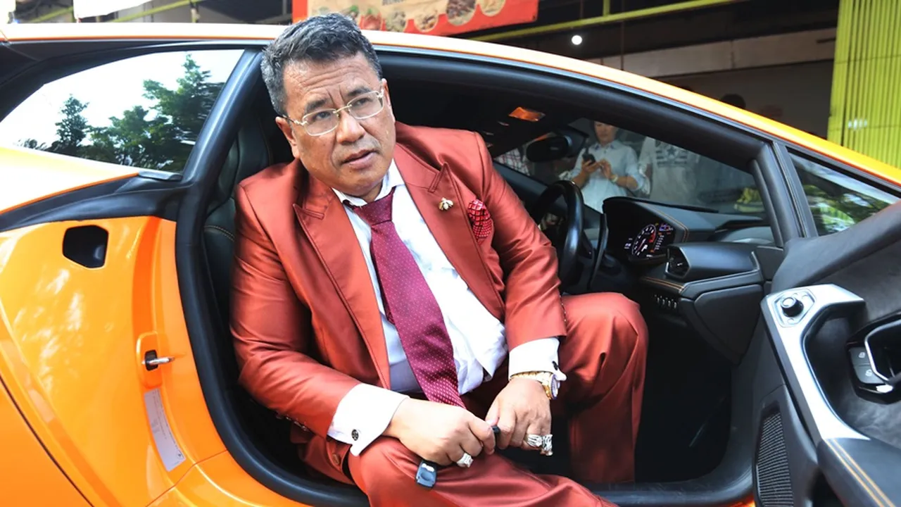Bahas Soal Pria yang Umbar Aib Mantan Istri, Hotman Paris Sindir Siapa? Bahas Soal Pria yang Umbar Aib Mantan Istri, Hotman Paris Sindir Siapa?