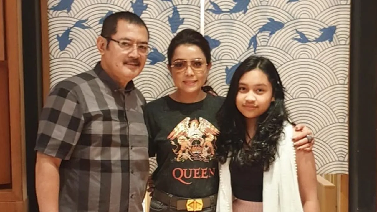 Bambang Trihatmodjo Dapat Ancaman Pembunuhan, Begini Reaksi Khirani Putri Mayangsari