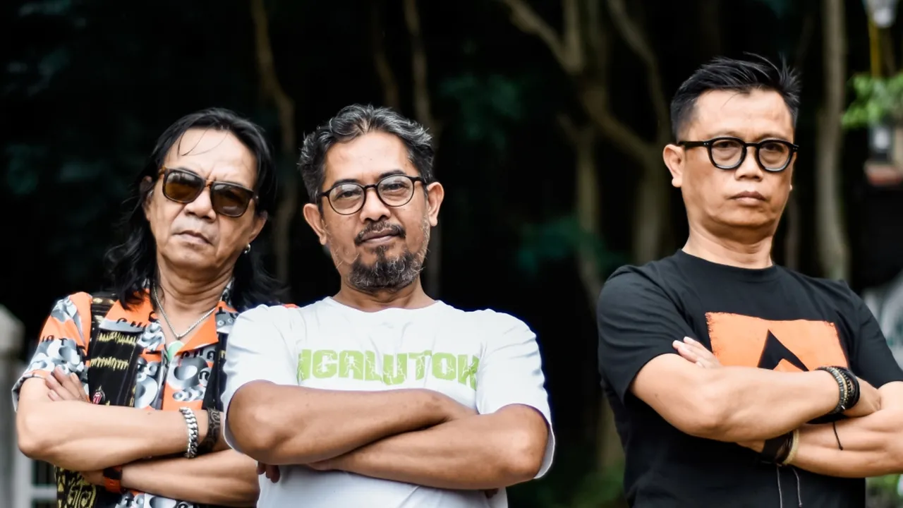 Band The HM7 Asal Bandung Rilis Lagu Baru - Lirik Sunda dan Pesan Kehidupan Band The HM7 Asal Bandung Rilis Lagu Baru - Lirik Sunda dan Pesan Kehidupan
