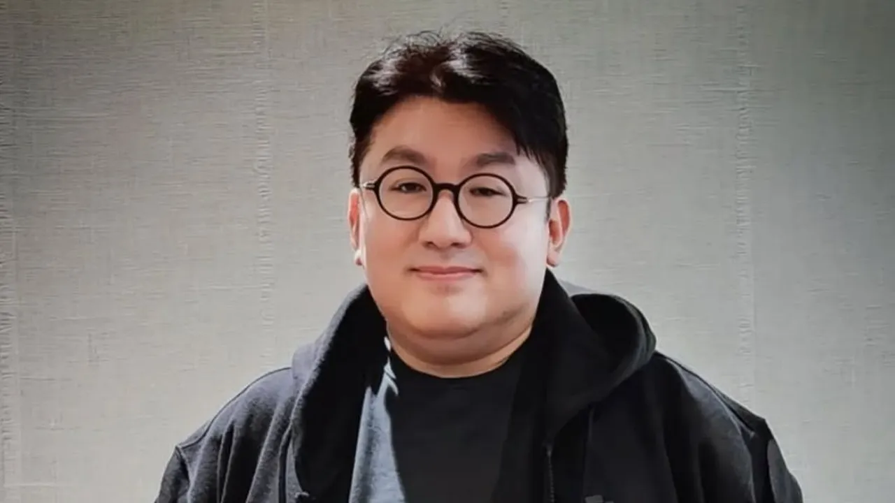 Bang Si Hyuk Diselidiki Polisi Atas Dugaan Pelanggaran Hukum Pasar Modal HYBE Bang Si Hyuk Diselidiki Polisi Atas Dugaan Pelanggaran Hukum Pasar Modal HYBE