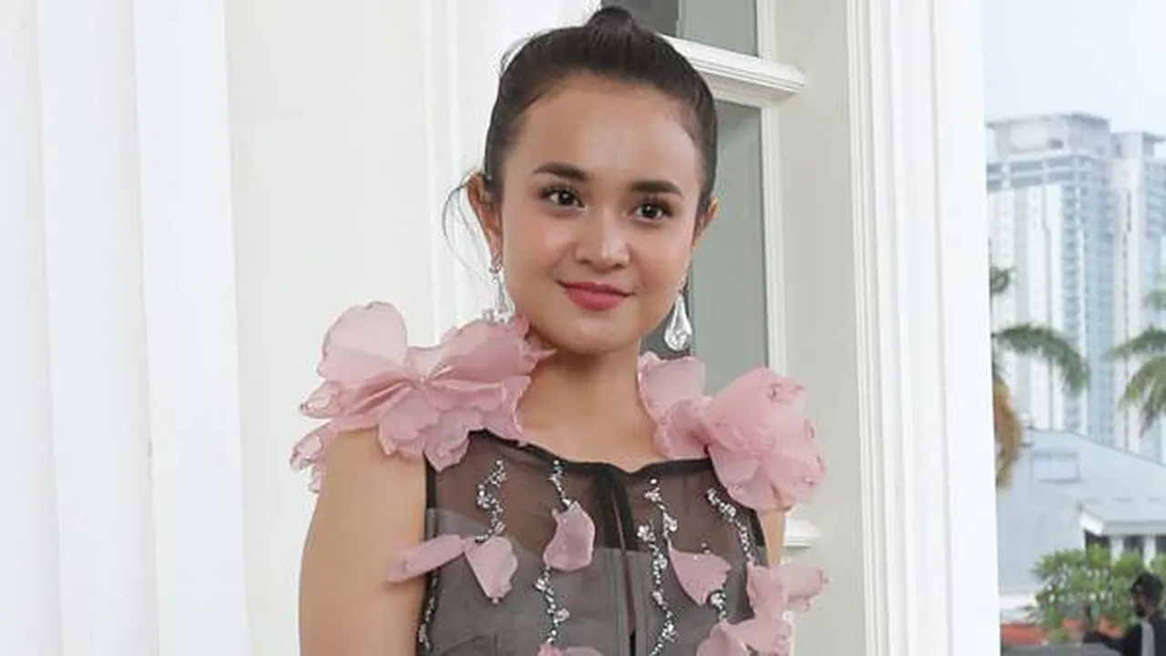 Bantah Rumor Cinlok, Michelle Ziudith Anggap Cemal Faruk Sebagai Adik Bantah Rumor Cinlok, Michelle Ziudith Anggap Cemal Faruk Sebagai Adik