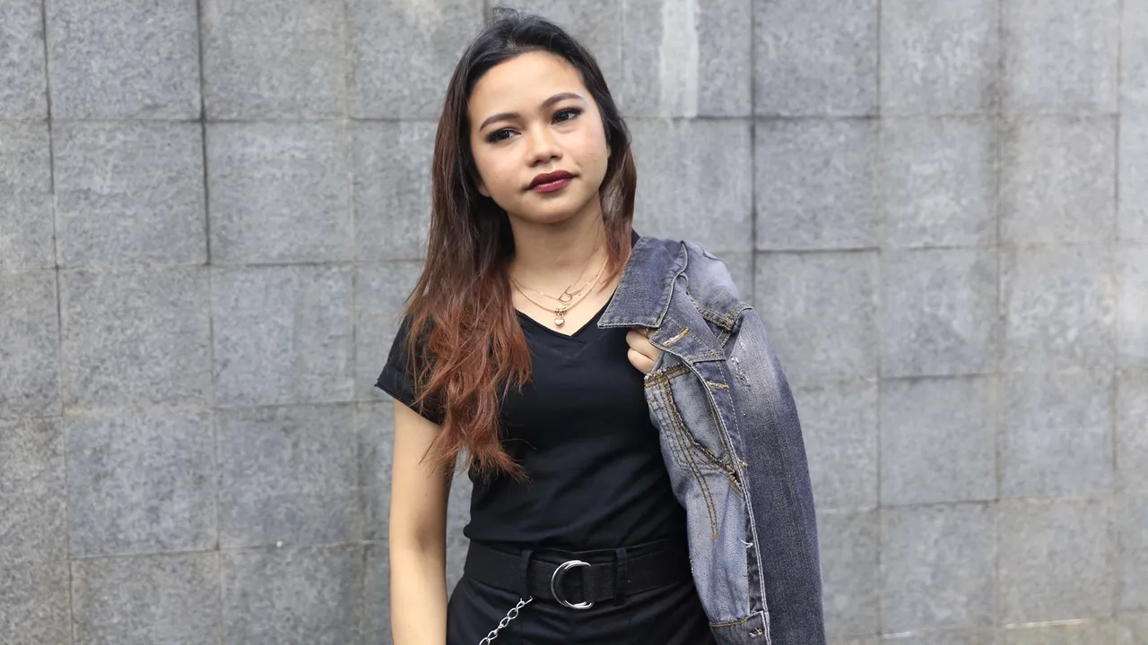 Banting Setir Layaknya Jirayut, Rara LIDA Jajal Profesi Pembawa Acara