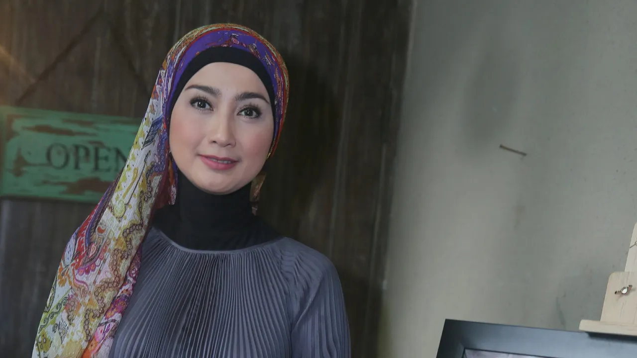 Banyak Artis Yang Terjun ke Dunia Politik, Ini Pesan Desy Ratnasari Banyak Artis Yang Terjun ke Dunia Politik, Ini Pesan Desy Ratnasari