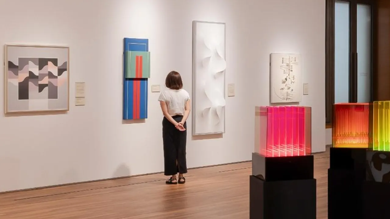 Banyak Spot Instagramable, National Gallery Singapore Bikin Liburan Kamu Auto Estetik!