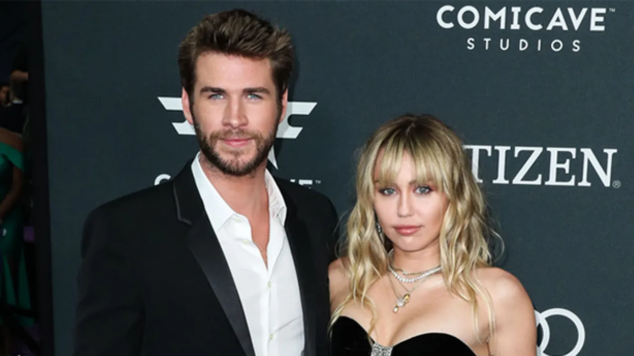 Baru 8 Bulan Menikah, Miley Cyrus dan Liam Hemsworth Umumkan Cerai Baru 8 Bulan Menikah, Miley Cyrus dan Liam Hemsworth Umumkan Cerai
