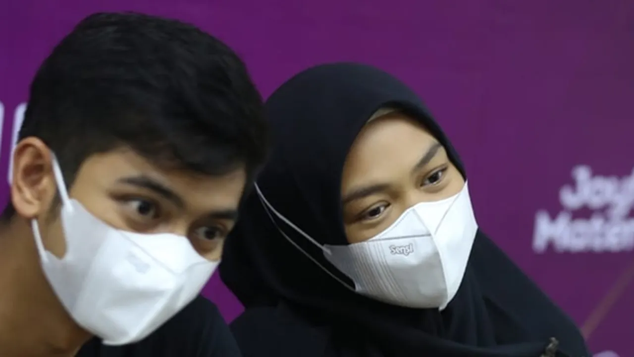 Baru Dikaruniai Anak Pertama, Ria Ricis dan Teuku Ryan: Rasanya Nikmat Banget! Baru Dikaruniai Anak Pertama, Ria Ricis dan Teuku Ryan: Rasanya Nikmat Banget!