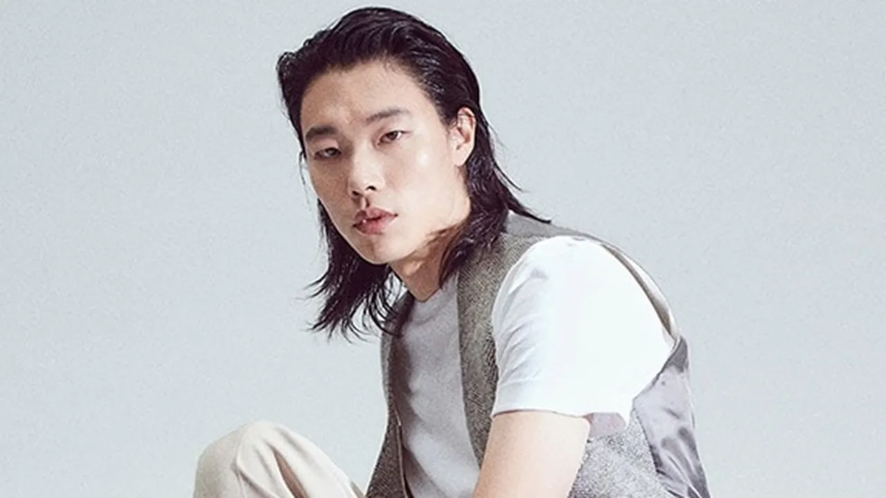 Baru Pertama Kali Gondrong, Ryu Jun Yeol Ungkap Perjuangan Panjangkan Rambut