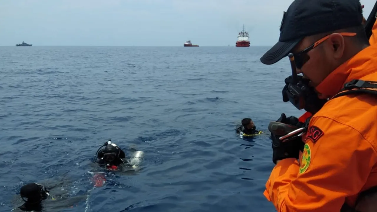 Basarnas Mencari Lokasi Black Box Lion Air JT 610, Hingga Kini Belum Ditemukan