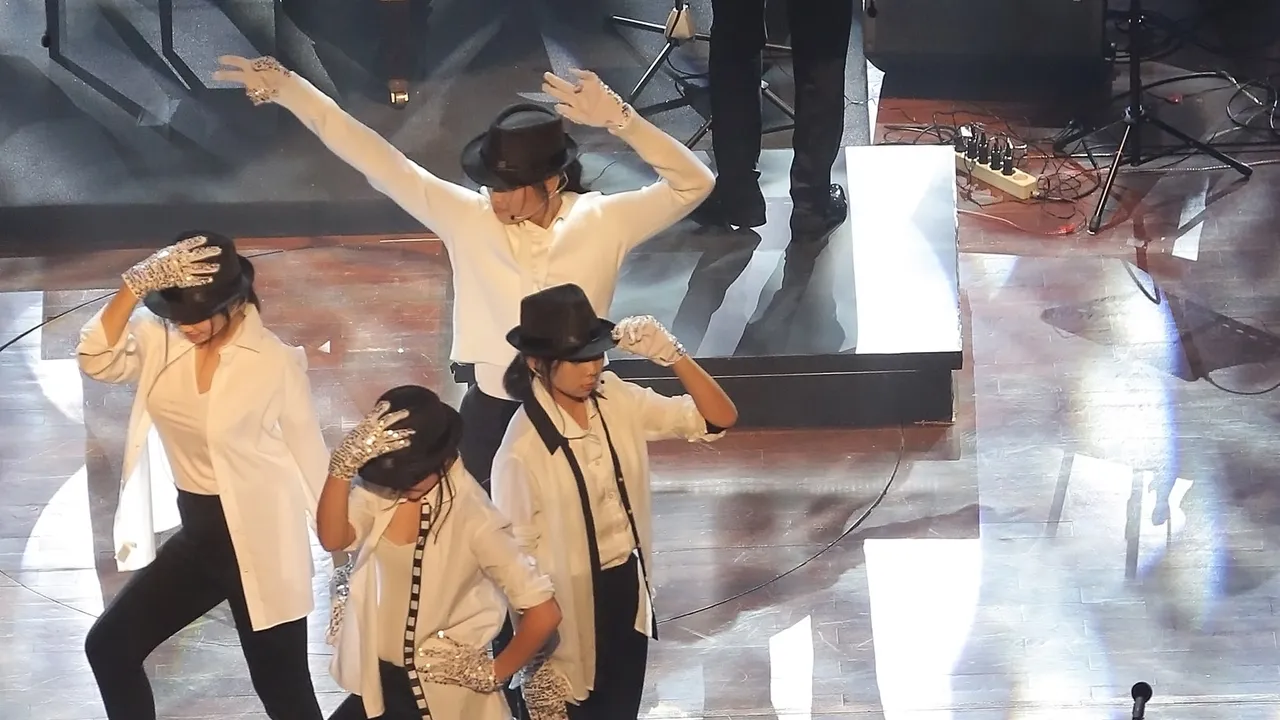 Beat It, Konser A Tribute to Michael Jackson yang Menggigit