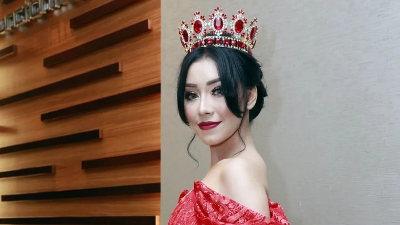 Beby Sexiola Kenalkan Single Baru di Perayaan Ultah Sang Anak Beby Sexiola Kenalkan Single Baru di Perayaan Ultah Sang Anak