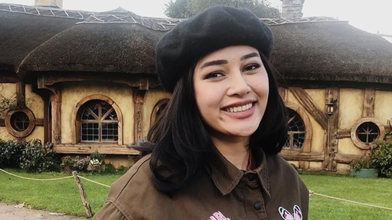 Ini Alasan Mutia Ayu Istri Glenn Fredly Masih Rahasiakan Wajah Sang Anak