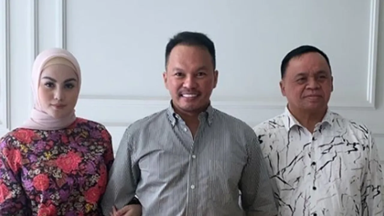 Begini Dukungan Fasial Haris Agar Jennifer Dunn Bisa Lepas dari Cap Pelakor