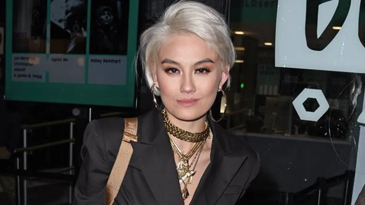 Begini Reaksi Agnez Mo Soal 'Tidak Punya Darah Indonesia' Jadi Viral Begini Reaksi Agnez Mo Soal 'Tidak Punya Darah Indonesia' Jadi Viral