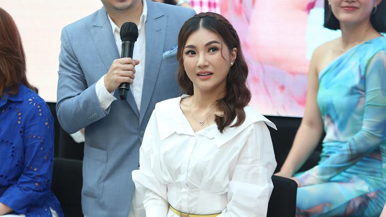 Begitu Tulus, Sarwendah Tak Pernah Bedakan Kasih Sayang Pada Ketiga Anaknya Tapi Malah Di-framing Buruk Begitu Tulus, Sarwendah Tak Pernah Bedakan Kasih Sayang Pada Ketiga Anaknya Tapi Malah Di-framing Buruk