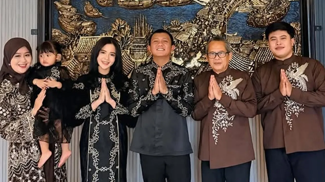 Bella Bonita Kenang Mendiang Ayah, Ungkap Kerinduan