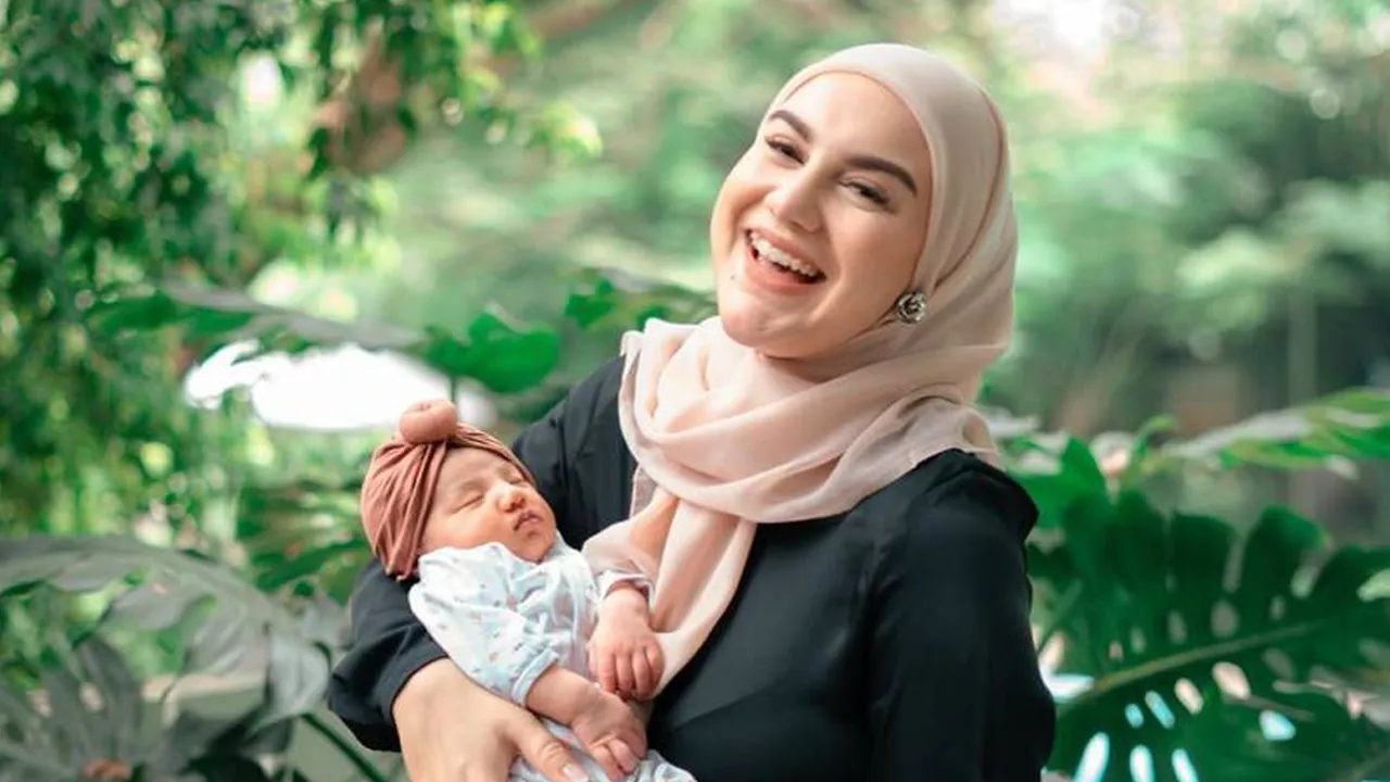 Belum Aktif Syuting, Irish Bella Masih Fokus Urus Anak