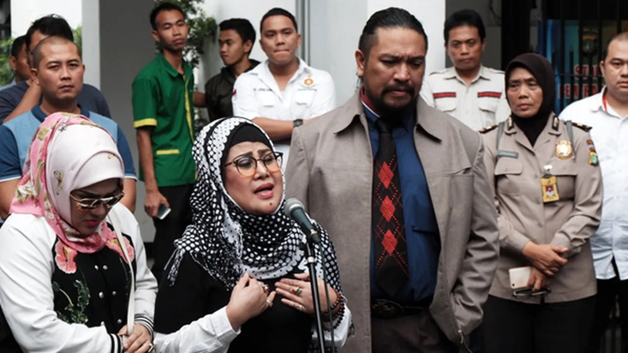 Belum Bermaafan dengan Elvy Sukaesih, Wirdha Sylvina: Umi Nggak Kelihatan Rindu
