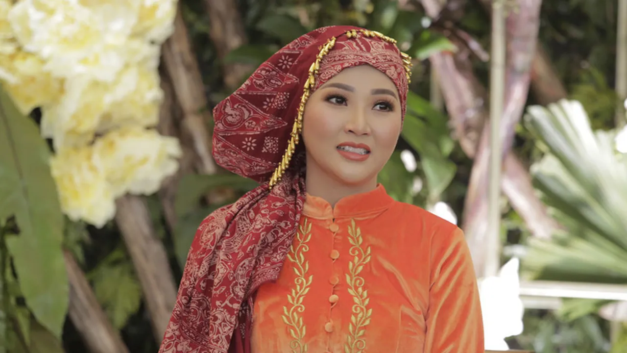 Belum Genap Sebulan, Serwendah Sudah Langsing Kembali Setelah Melahirkan Belum Genap Sebulan, Serwendah Sudah Langsing Kembali Setelah Melahirkan
