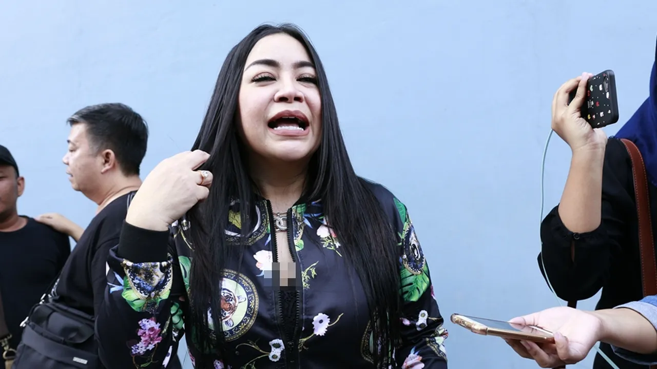 Benarkah Annisa Bahar Ikut 'Nyemplung' ke Dunia Politik?